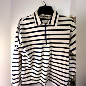 Zara , half zip sweater . White and blue-size S